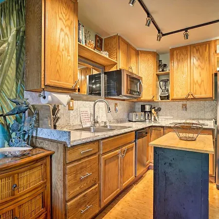 Great Location Downtown Kailua Kona, Beach And Pool Exterior photo