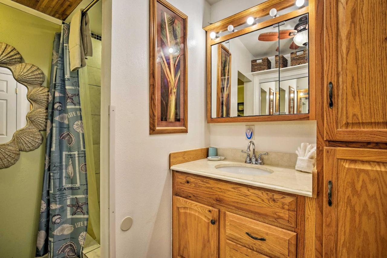 Great Location Downtown Kona, And Pool Appartement *